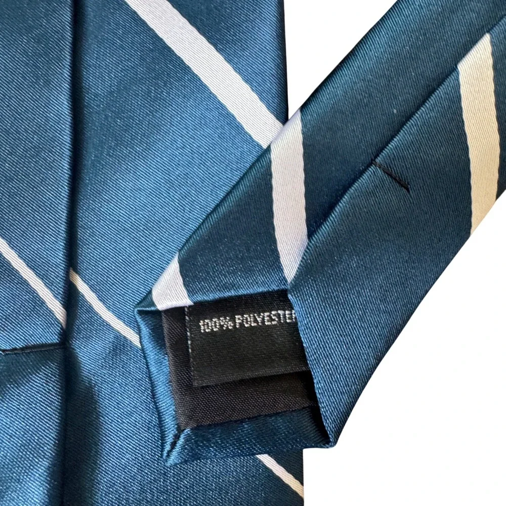 Harry Potter Shop Platform 9 3/4‎ Ravenclaw Blue White Striped Necktie NWT New
